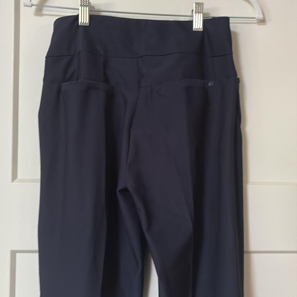 Tail Mulligan Ankle Pant Navy, like new - Picture 4 of 8